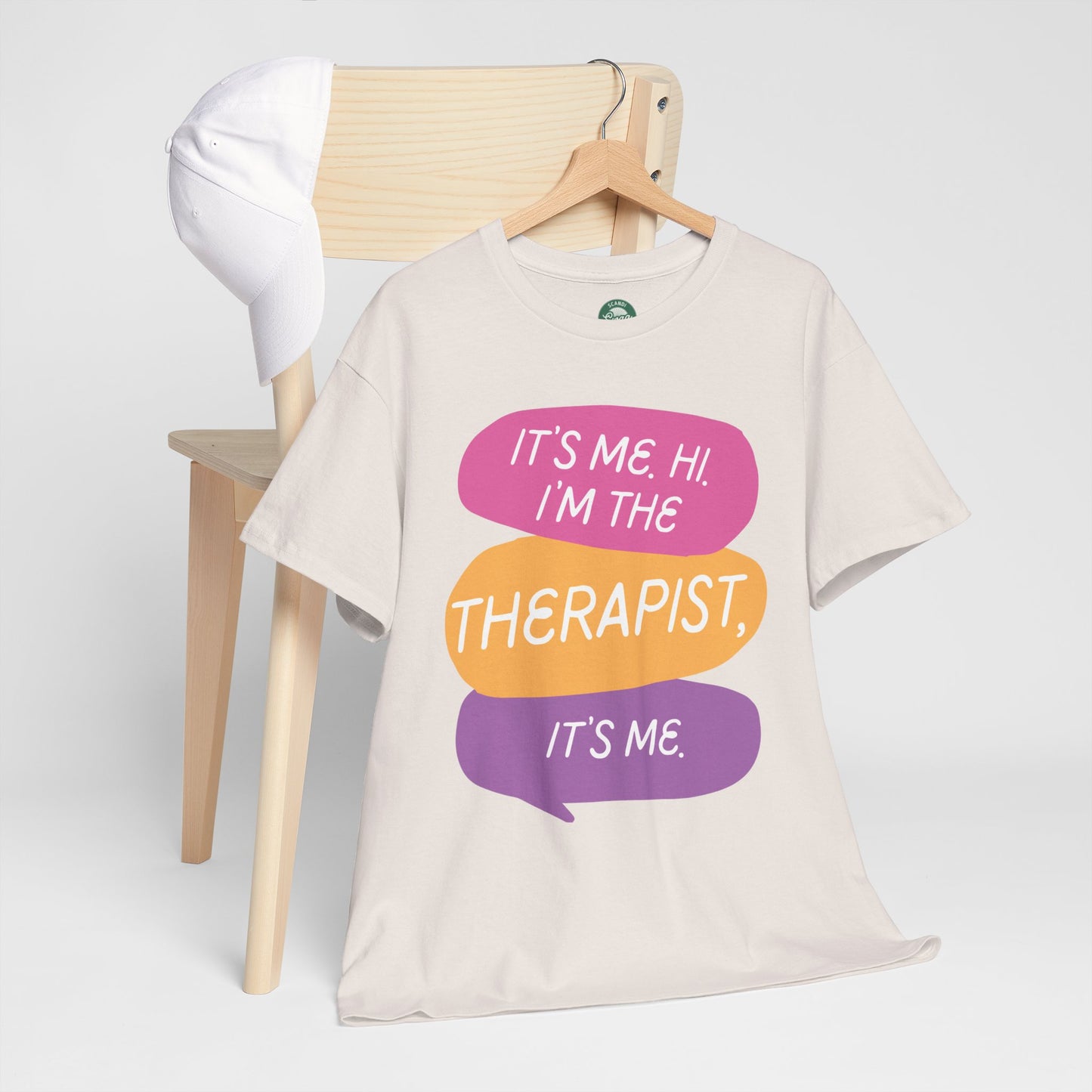 Therapist Funny Tee, It's Me Hi I'm the Therapist It's Me T-shirt