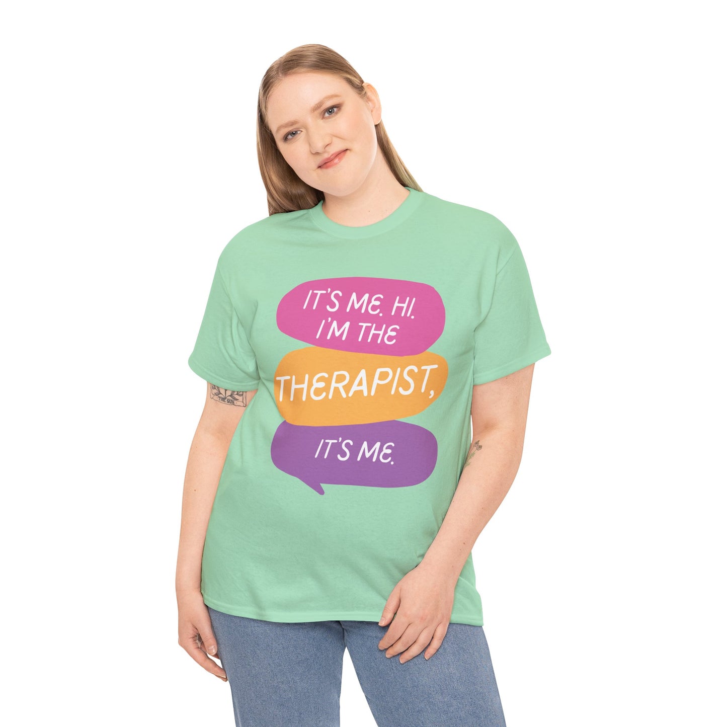 Therapist Funny Tee, It's Me Hi I'm the Therapist It's Me T-shirt