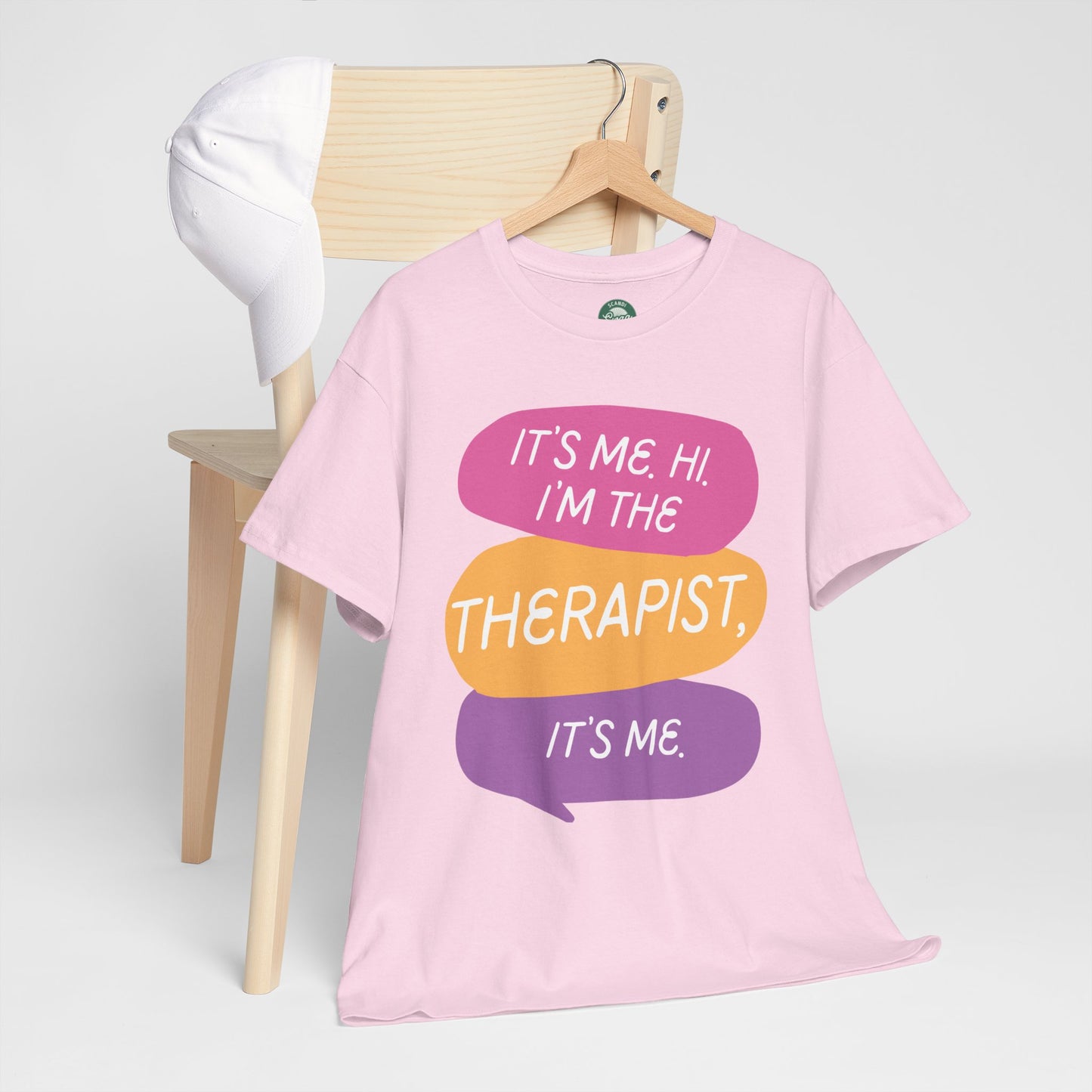 Therapist Funny Tee, It's Me Hi I'm the Therapist It's Me T-shirt